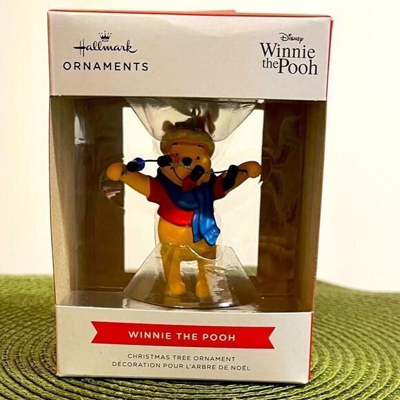 Hallmark Disney Winnie the Pooh Christmas ornament NWT - Picture 1 of 5